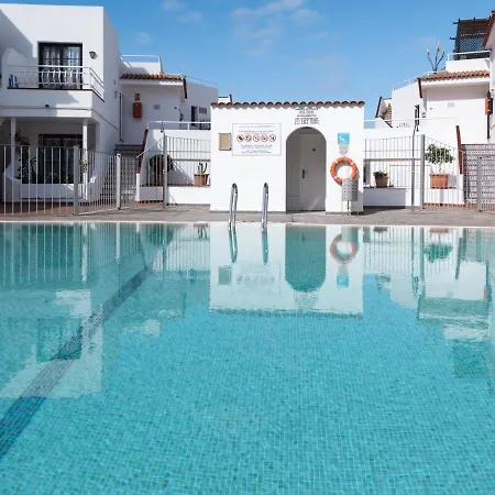 With Private Jacuzzi And Terrace In Los Christianos *
