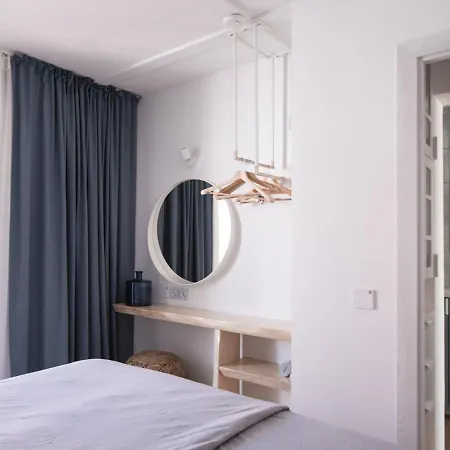 With Private Jacuzzi And Terrace In Los Christianos Apartment *