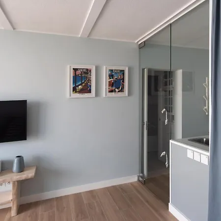 With Private Jacuzzi And Terrace In Los Christianos דירה *